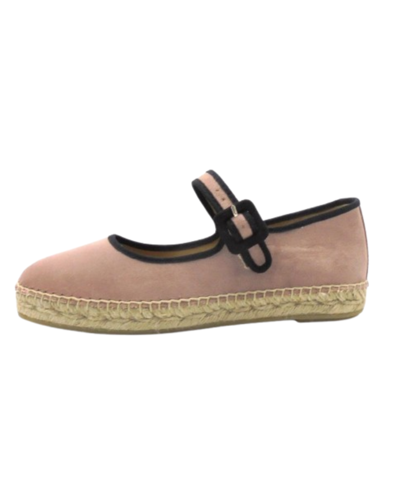 Sandalia esparto de tela de cuña media con la puntera cerrada