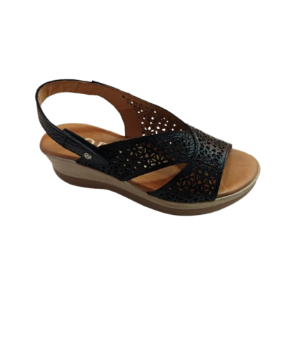 Sandalia de cuña y plataforma muy cómoda negra