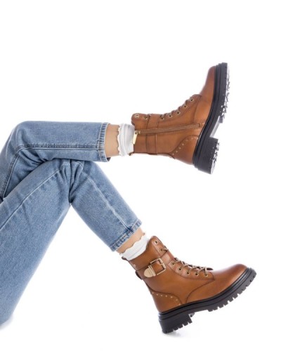 Botín Carmela tacón color cuero