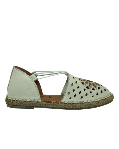 Zapato trenzado de Carmela en tacón medio