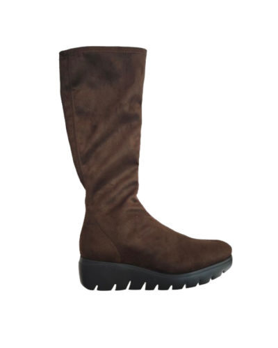 Bota de señora Duit sand con cuña media elástica y adaptable a tu pierna, si quieres una bota cómoda para todo el invierno esta