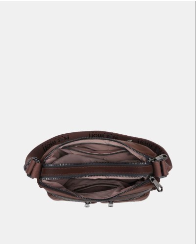 Bolso señora Pepe Moll Bolso con bolsillos de Pepe Moll  . Sin duda la acompañante perfecta para el día a día y que puedes lleva